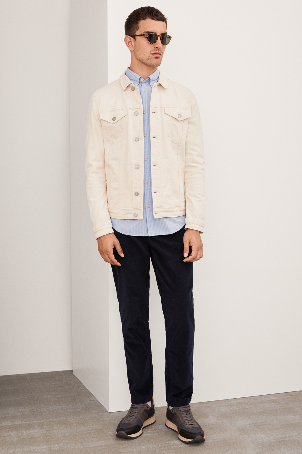 perfectcolourcombos11 Navy and cream outfit for men