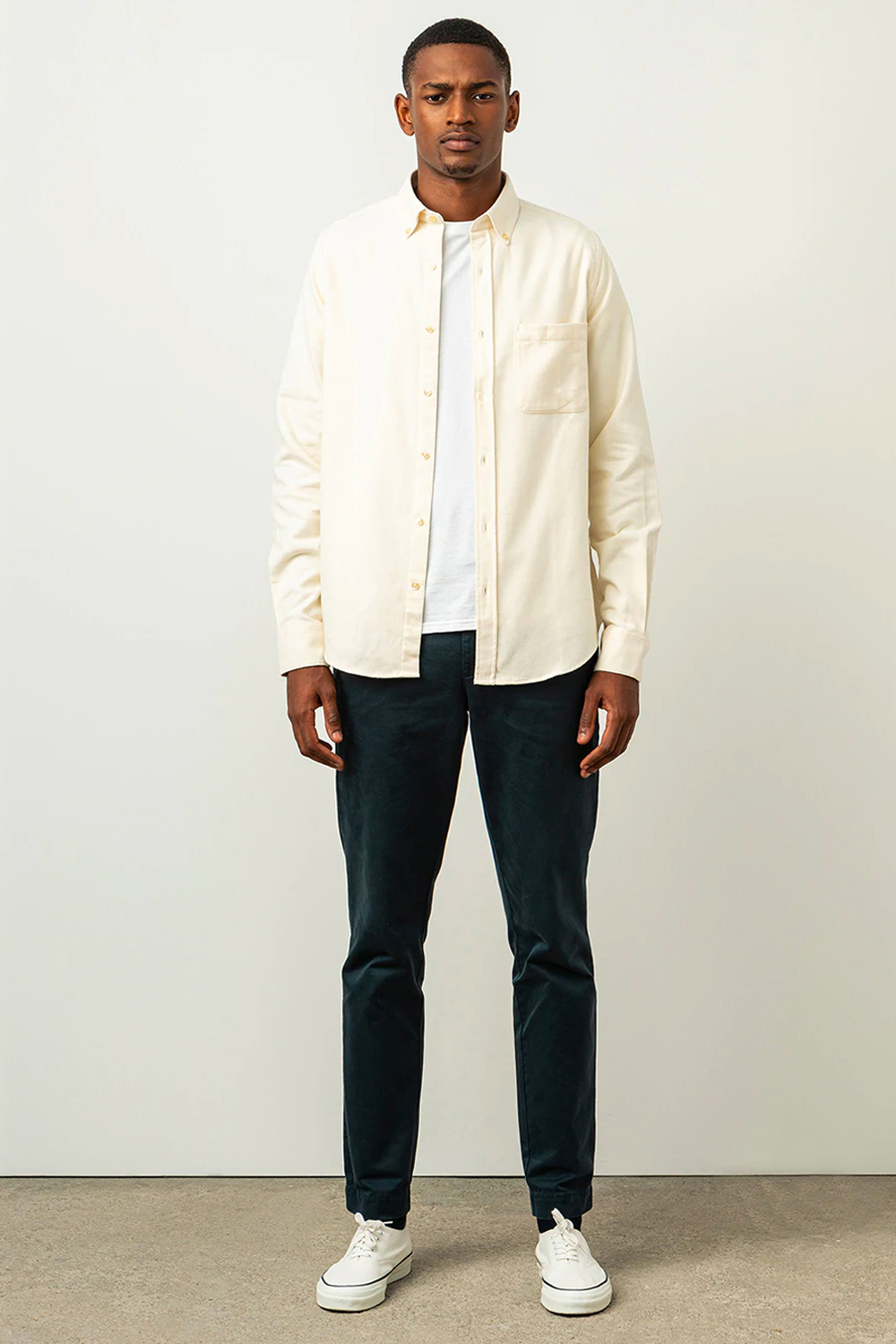 perfectcolourcombos14 Navy and cream outfit for men