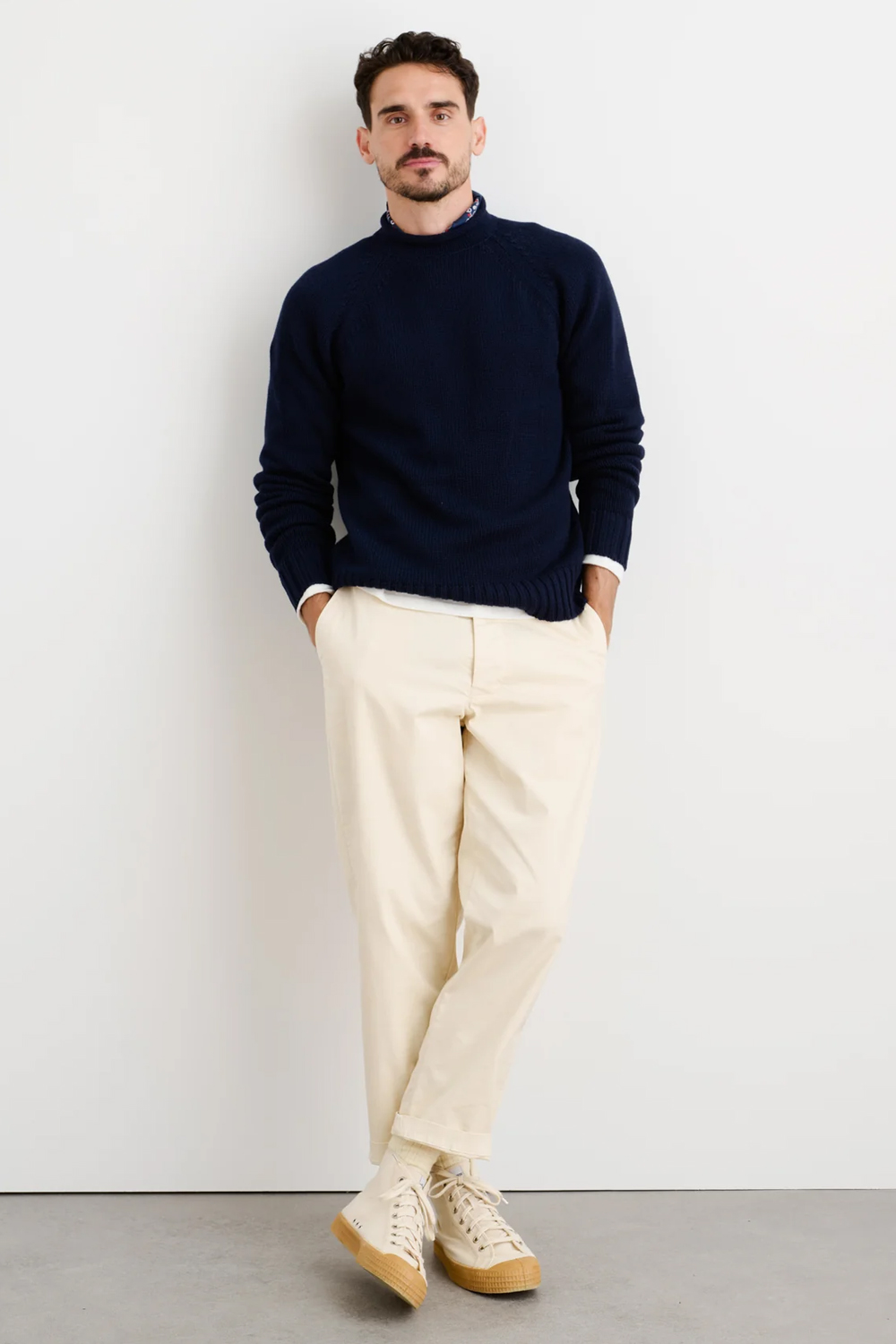 perfectcolourcombos15 Navy and cream outfit for men
