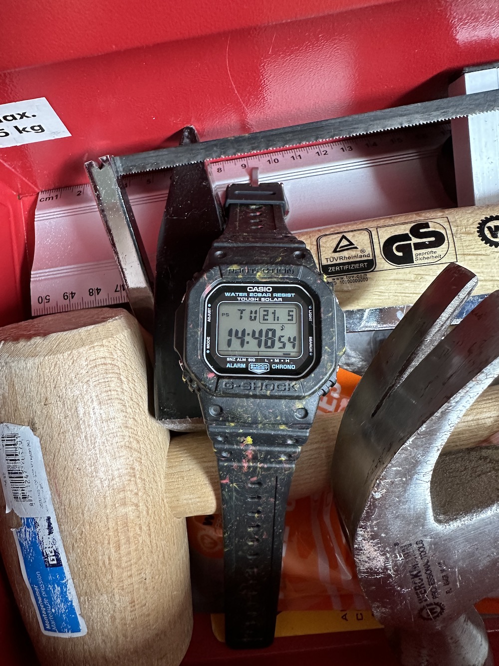 Gshock G5600BG front